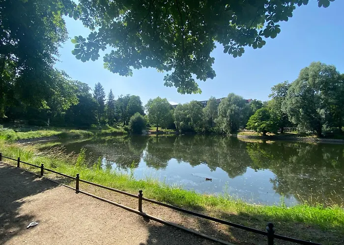 Side Park/historic/ber/thf Apartment *