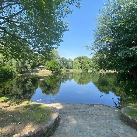 Side Park/historic/ber/thf برلين